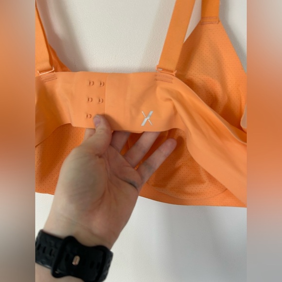 NWOT Knix Bra Size 7 Melon Orange Thin Strap Padded VNeck Adjustable Performance - Picture 5 of 7